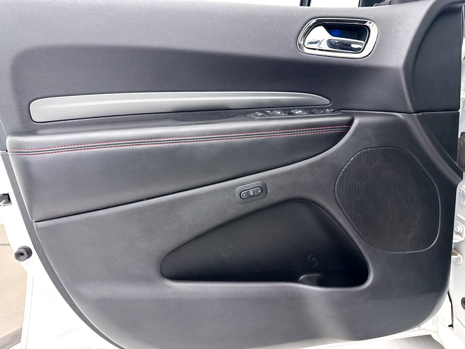 Used 2018 Dodge Durango GT image 28
