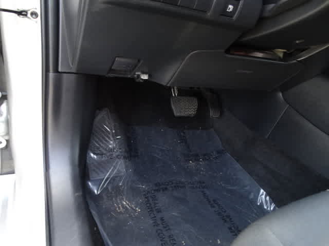 Used 2024 Toyota Corolla SE FWD image 16