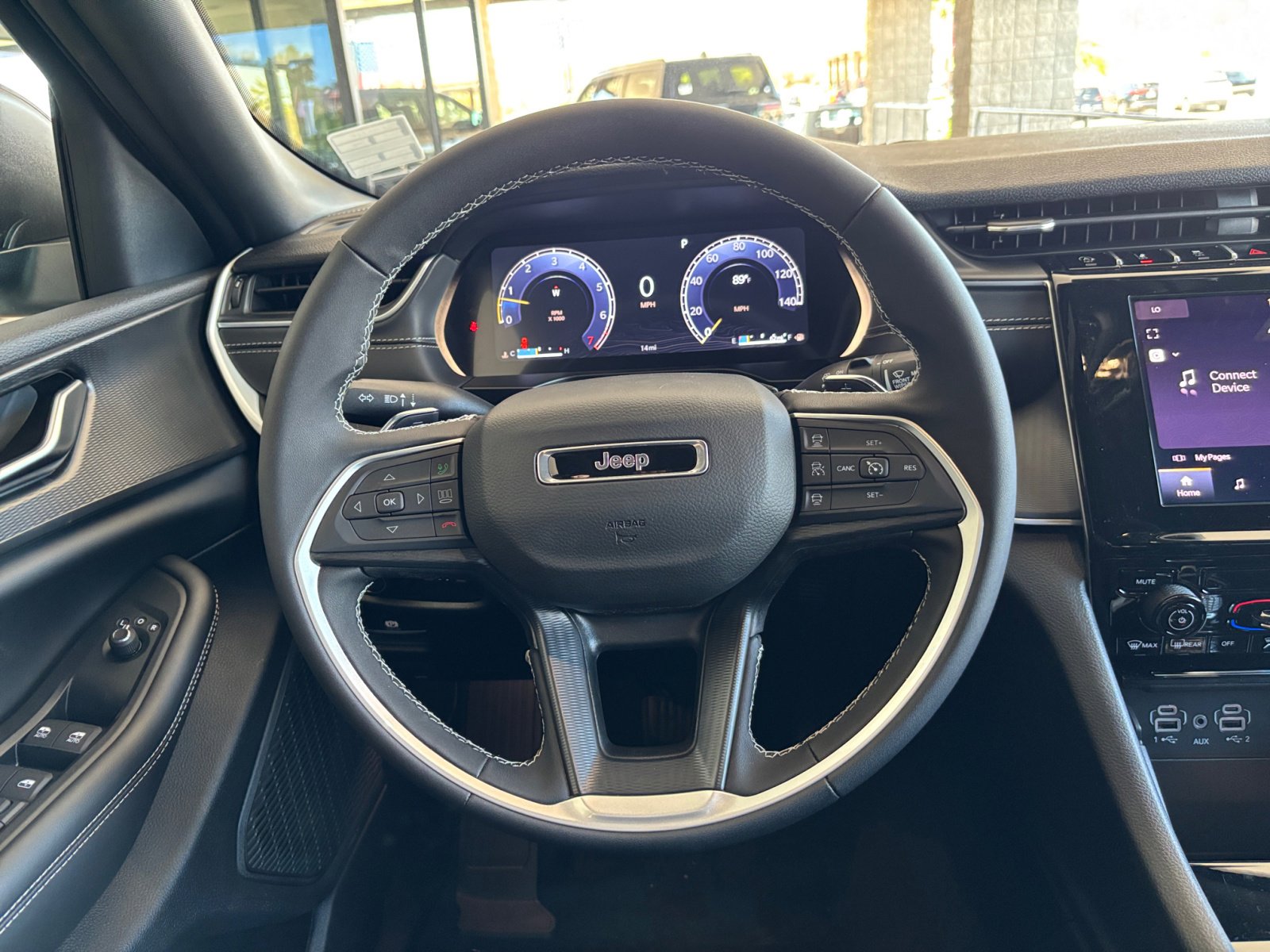 New 2025 Jeep Grand Cherokee L Laredo w/ Trailer Tow Package image 9