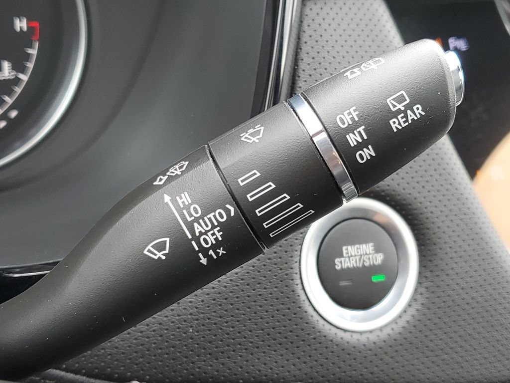 Certified 2024 Cadillac XT5 Premium Luxury FWD image 14