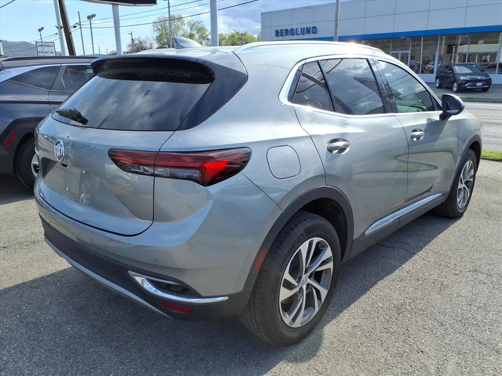 Used 2023 Buick Envision Essence image 4