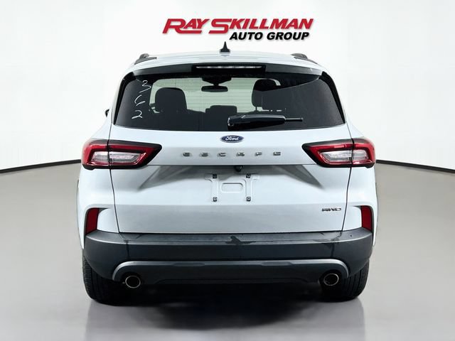 Used 2025 Ford Escape ST-Line AWD/4WD image 3