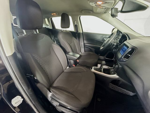 Used 2021 Jeep Compass Sport FWD image 29
