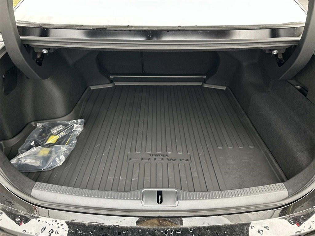 New 2026 Toyota Crown XLE image 9