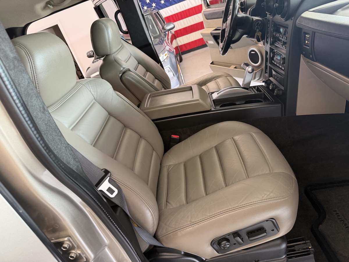 Used 2005 HUMMER H2 image 17