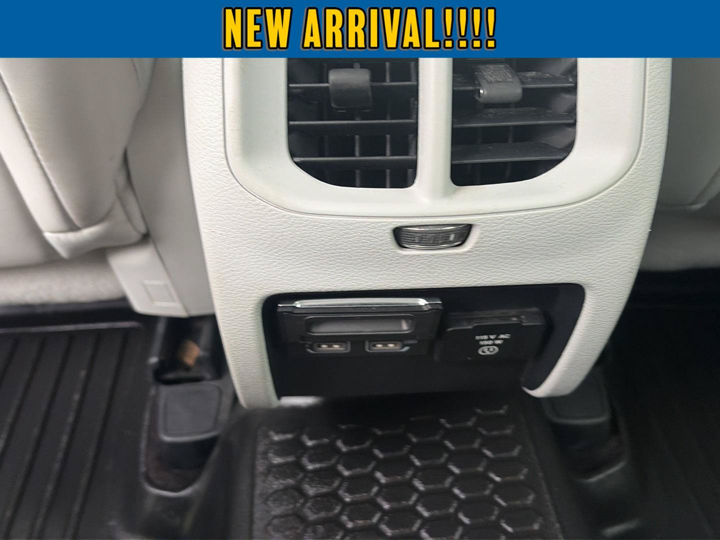 Used 2019 Jeep Cherokee Limited AWD/4WD image 37