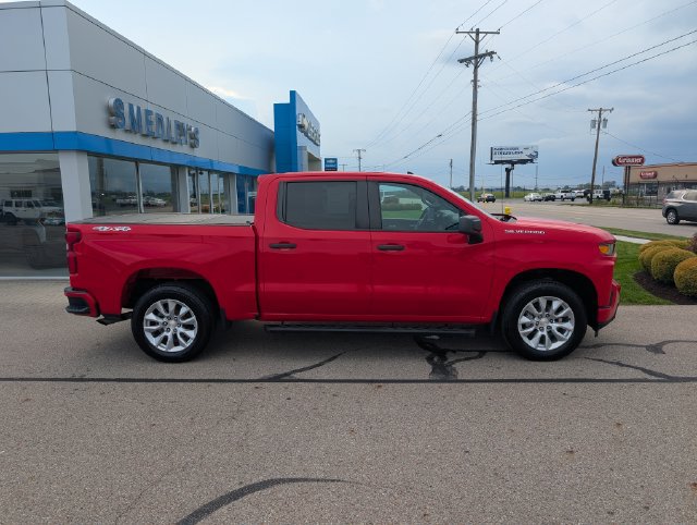 Used 2022 Chevrolet Silverado 1500 Custom AWD/4WD image 2