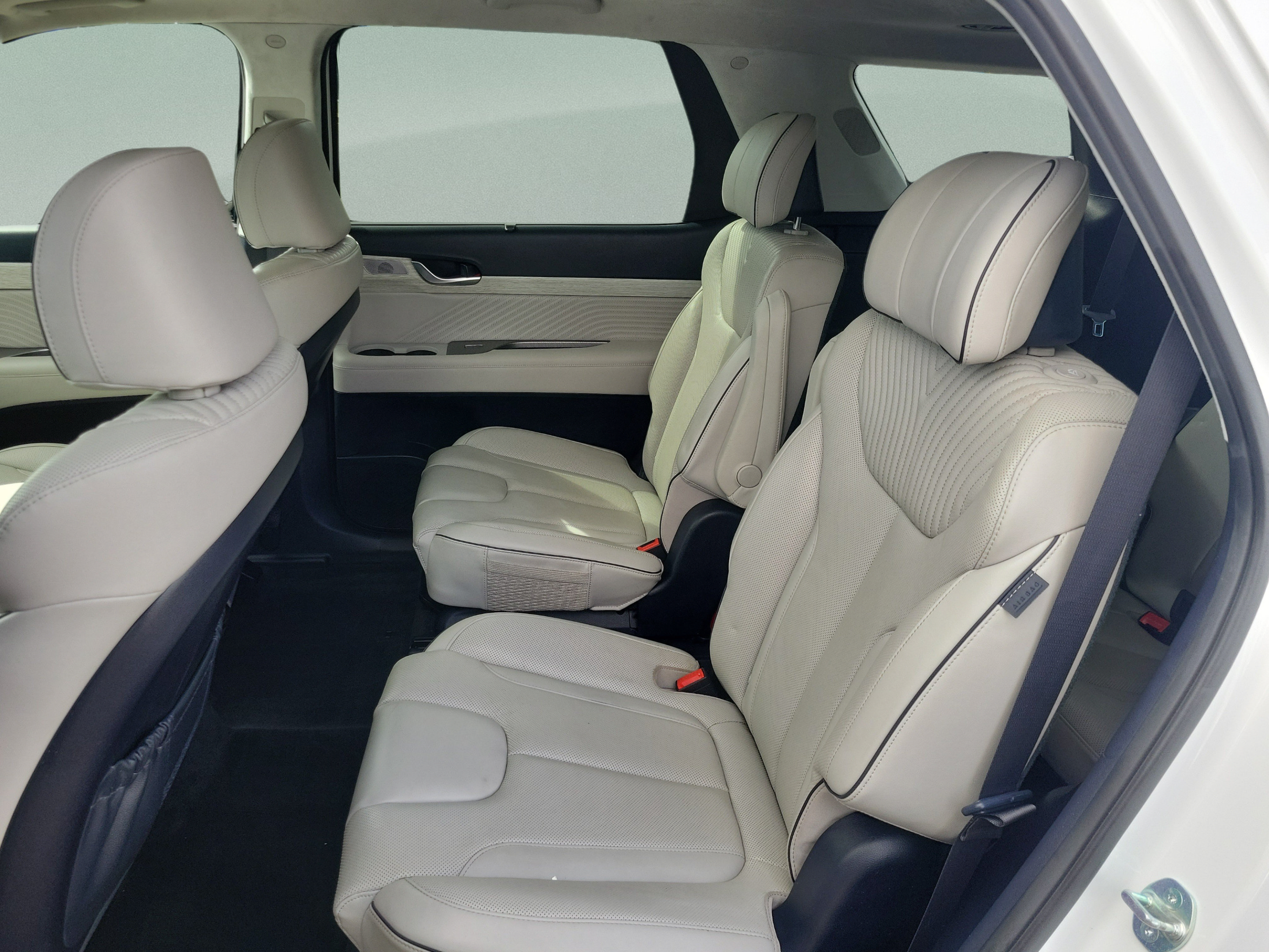 Used 2024 Hyundai Palisade Calligraphy AWD/4WD image 8