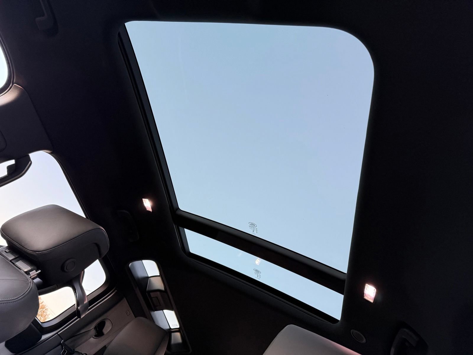 New 2026 Land Rover Defender 110 S AWD/4WD image 40
