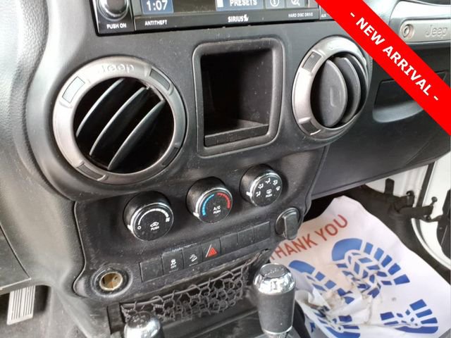 Used 2018 Jeep Wrangler Sport AWD/4WD image 19