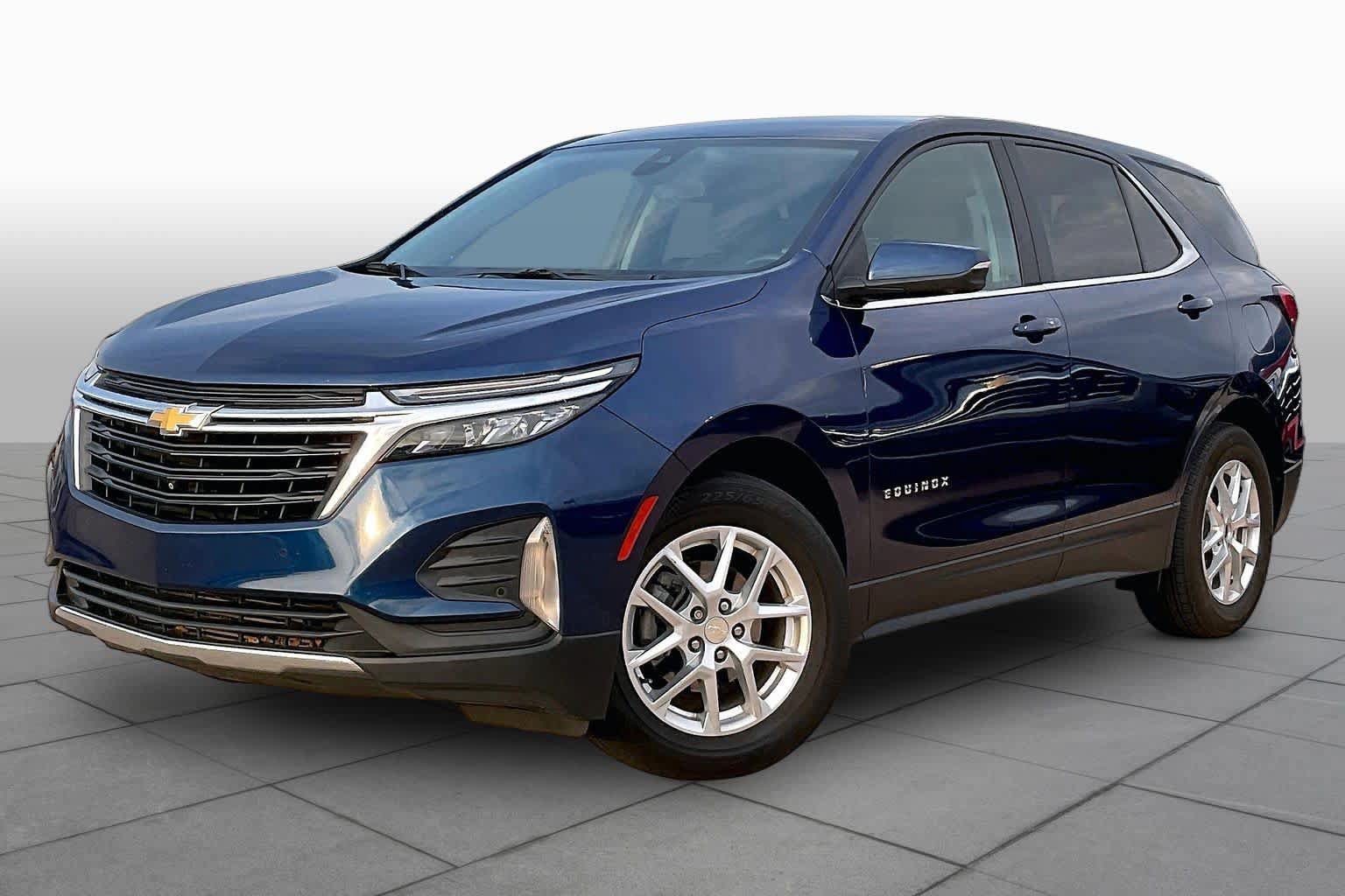 Used 2022 Chevrolet Equinox LT FWD image 2