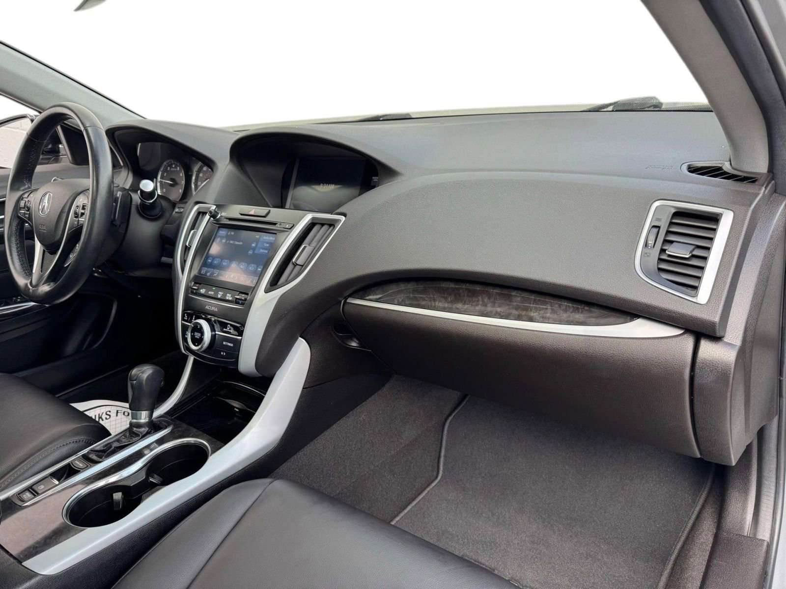 Used 2020 Acura TLX image 13