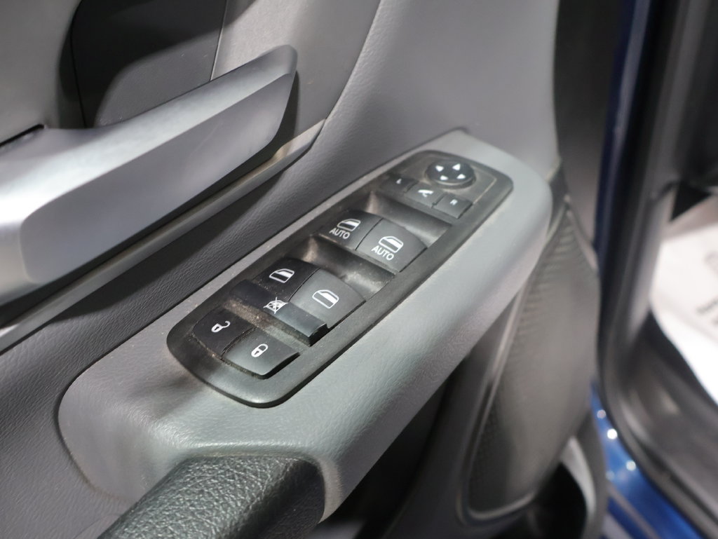 Used 2022 RAM 1500 Big Horn AWD/4WD image 15