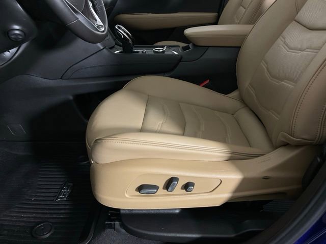 Used 2024 Cadillac XT6 Sport w/ Platinum Package image 27