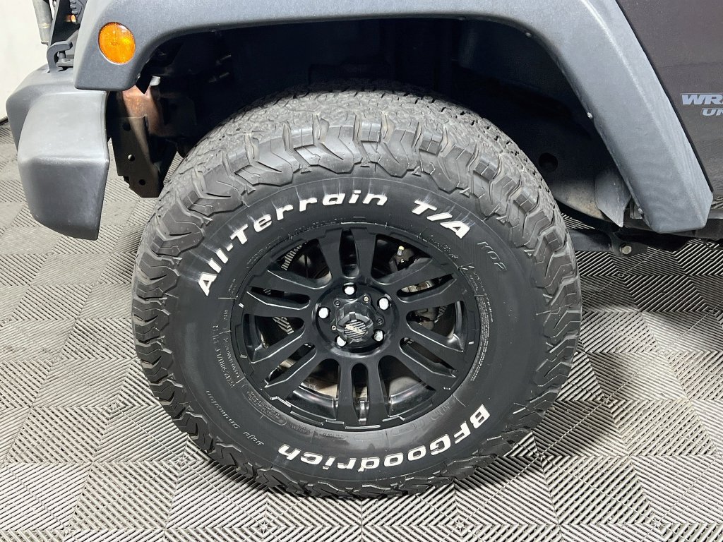Used 2017 Jeep Wrangler Unlimited Sport AWD/4WD image 27