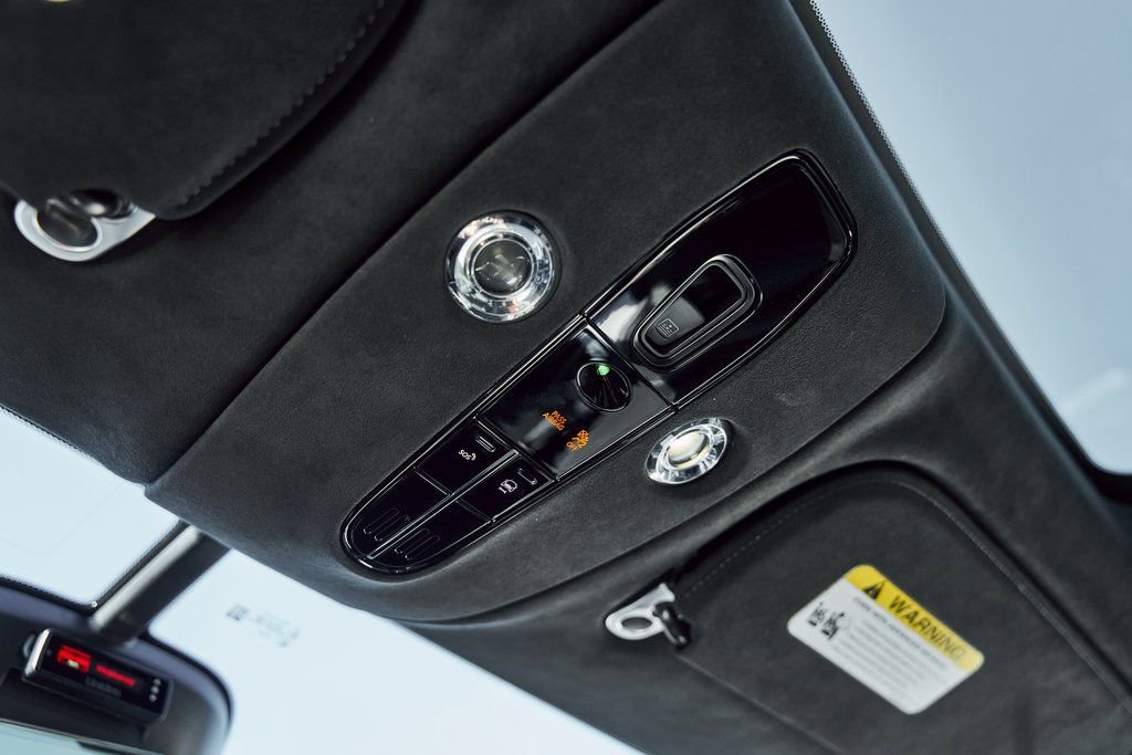 Used 2025 Aston Martin DBX 707 image 78