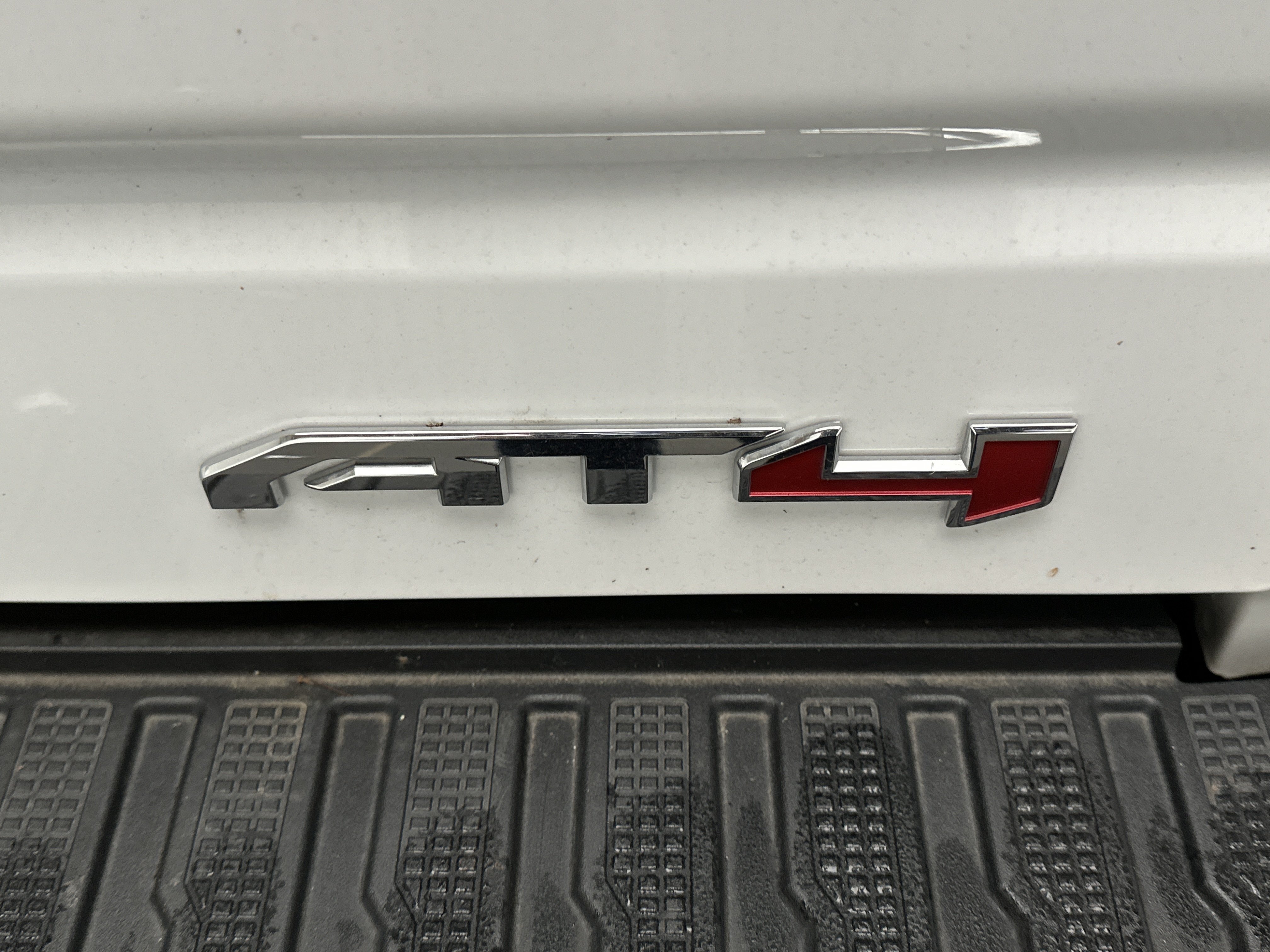 Used 2026 GMC Sierra 1500 AT4 w/ AT4 Premium Package AWD/4WD image 16