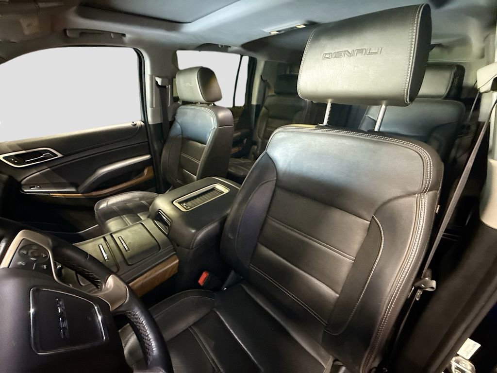 Used 2019 GMC Yukon XL Denali image 22