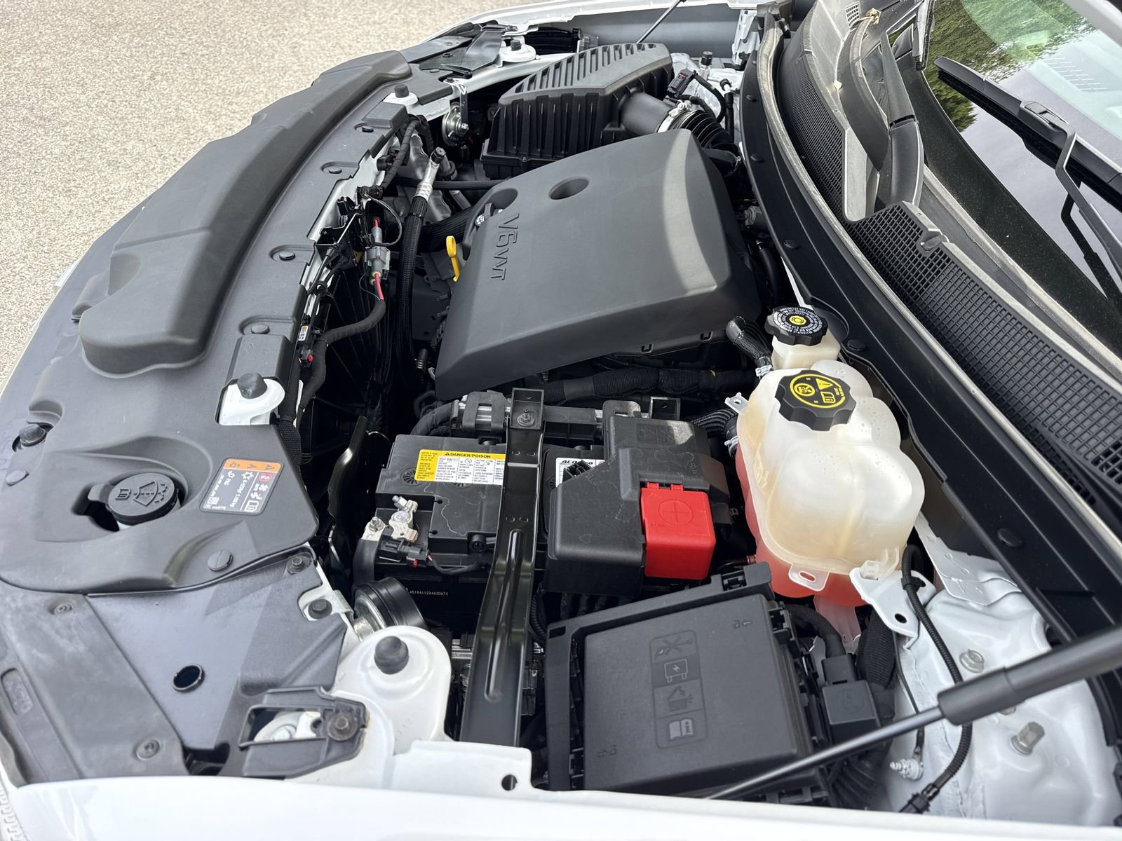 Used 2023 Chevrolet Traverse LT FWD image 34