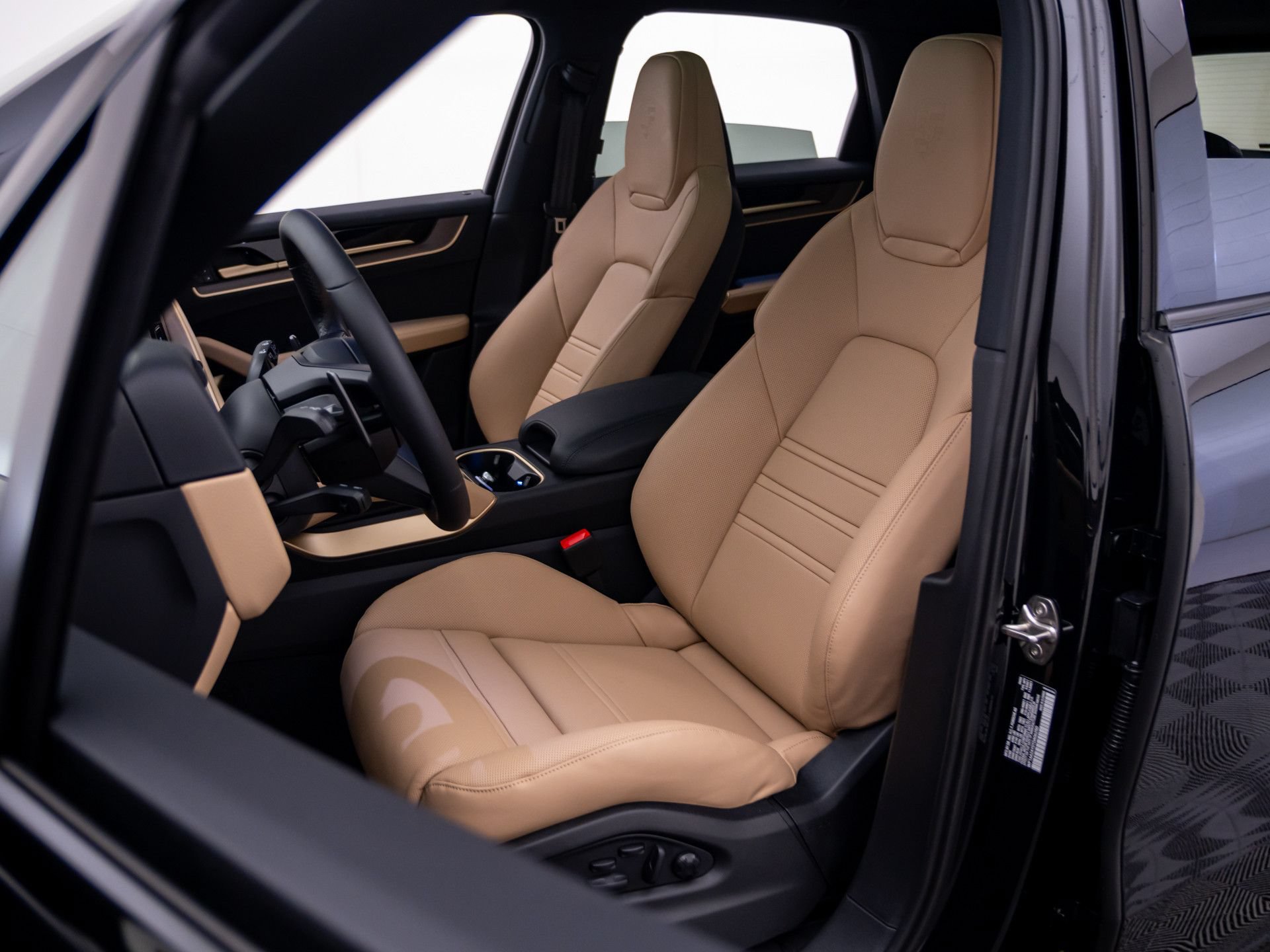 New 2026 Porsche Cayenne AWD/4WD image 5