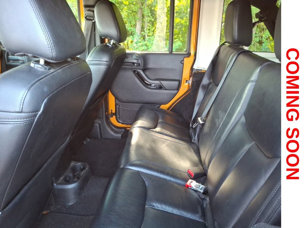 Used 2014 Jeep Wrangler Unlimited Sahara AWD/4WD image 7