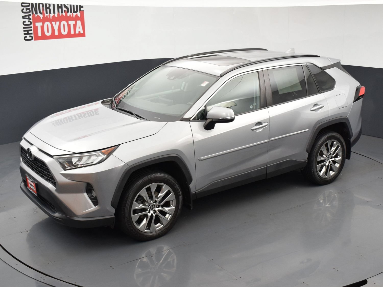 Used 2021 Toyota RAV4 XLE Premium AWD/4WD image 28