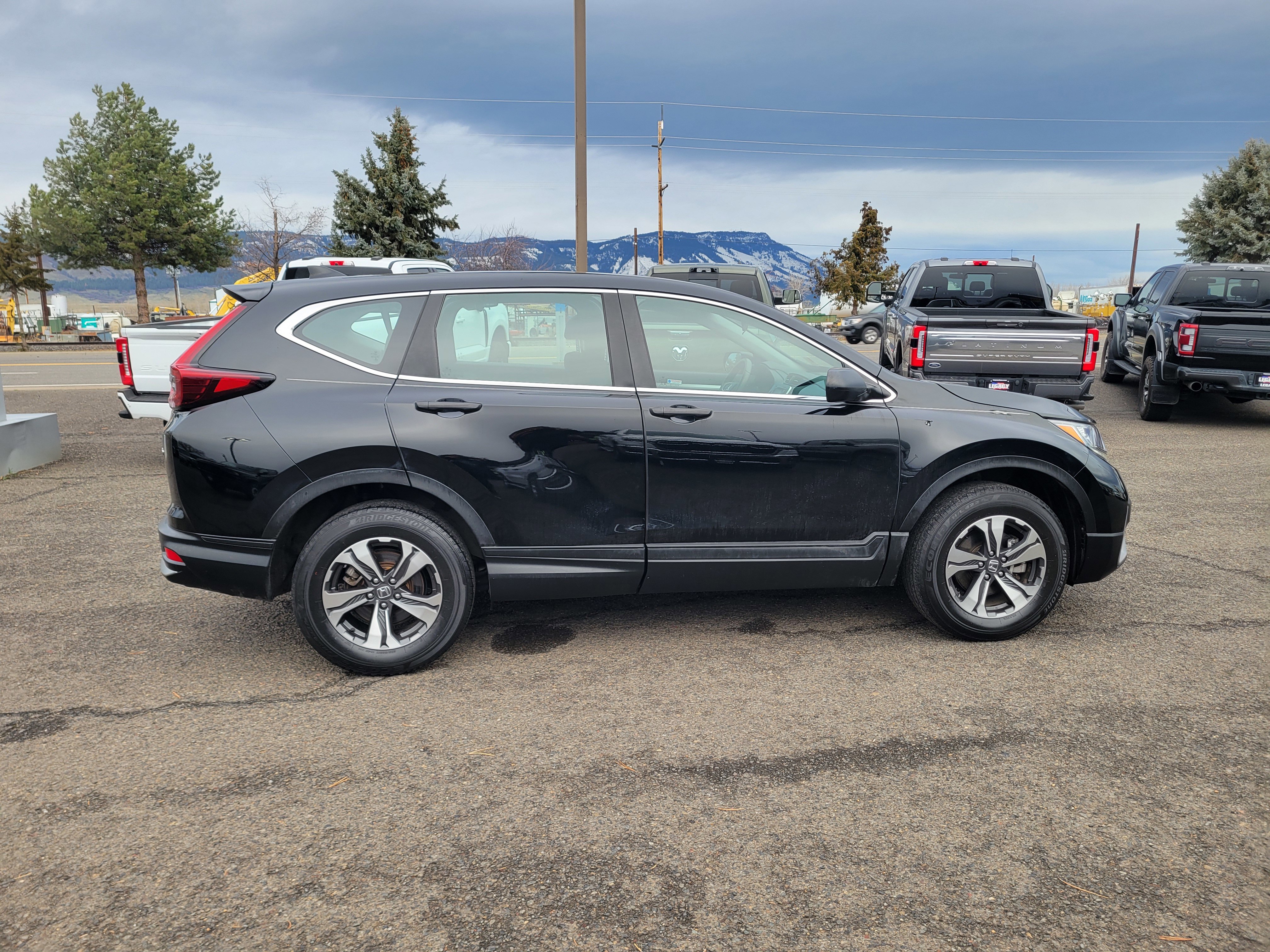 Used 2020 Honda CR-V LX image 2