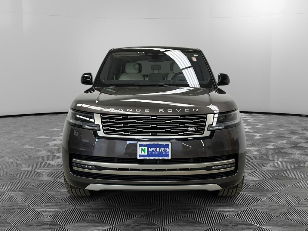 Used 2023 Land Rover Range Rover SE image 8