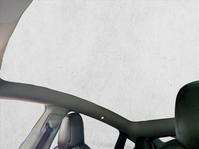 Used 2020 Tesla Model Y Long Range AWD/4WD image 23