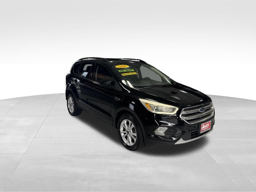 Used 2017 Ford Escape SE w/ Equipment Group 201A AWD/4WD image 8