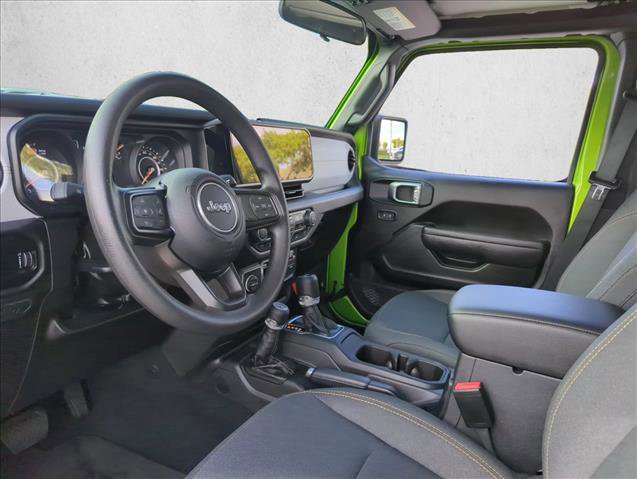 Used 2025 Jeep Wrangler Sport image 9