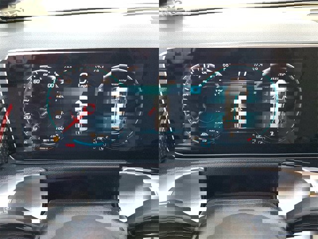 Used 2021 Mercedes-Benz GLB 250 4MATIC image 24