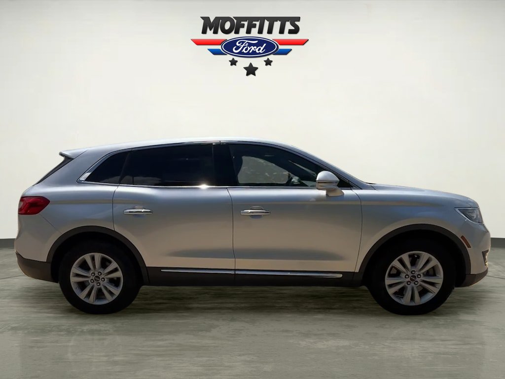 Used 2016 Lincoln MKX Premiere FWD image 6