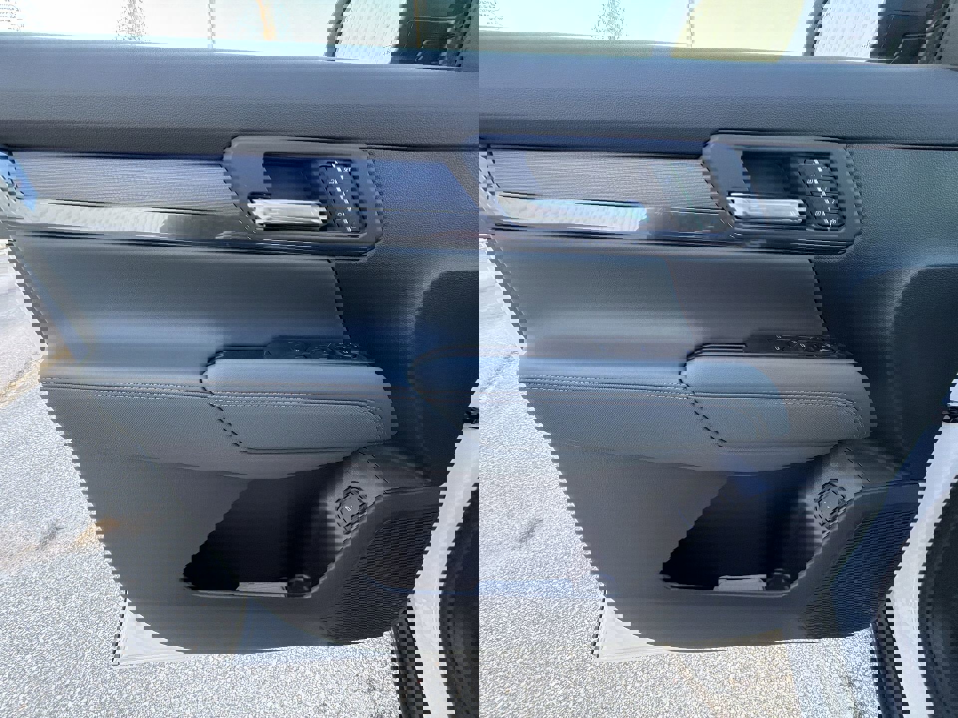 New 2026 GMC Terrain AT4 w/ Convenience Package III image 21