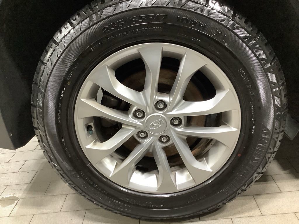 Used 2019 Hyundai Santa Fe SE image 26