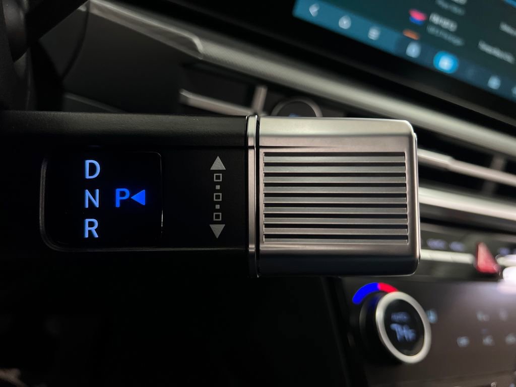 Used 2025 Hyundai Santa Fe SEL image 26