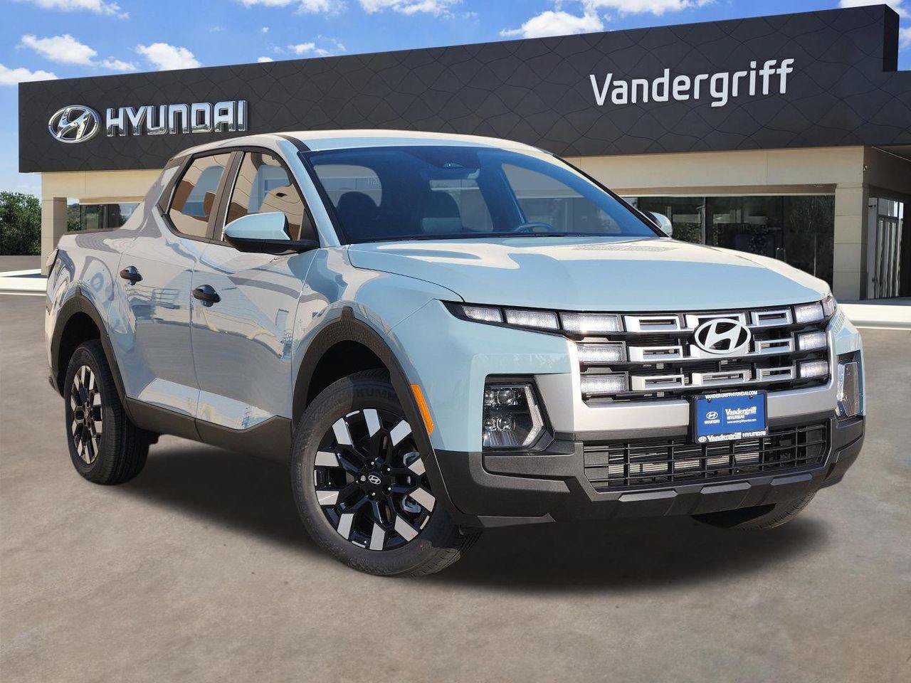New 2027 Hyundai Santa Cruz SE FWD image 1