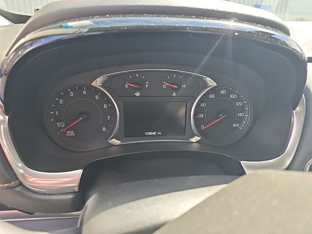 Used 2018 Chevrolet Traverse LT FWD image 11