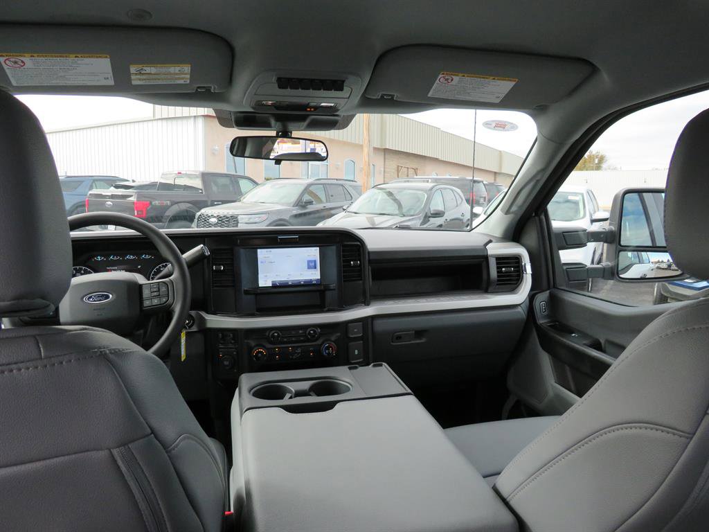 New 2026 Ford F250 XL w/ Camper Package image 23