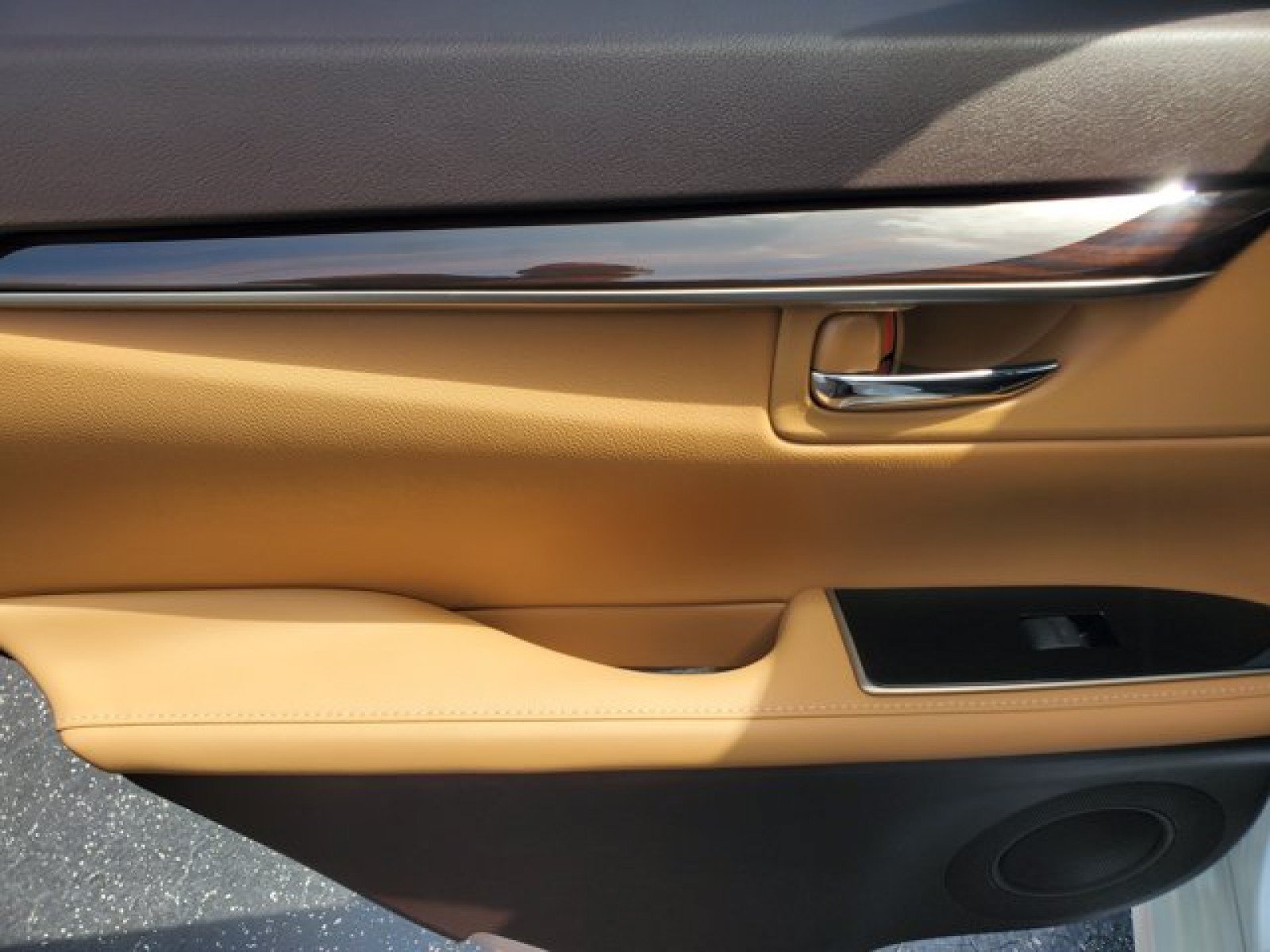 Used 2018 Lexus ES 350 w/ Premier Package FWD image 30