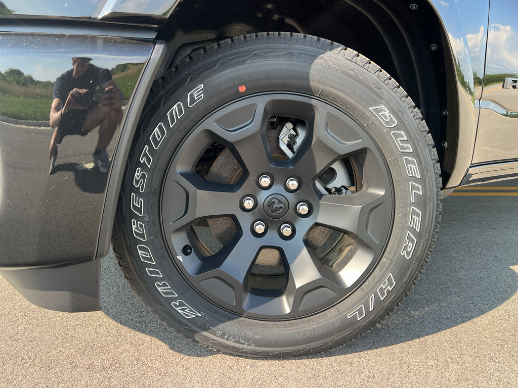 New 2026 RAM 1500 Big Horn w/ Night Edition AWD/4WD image 9