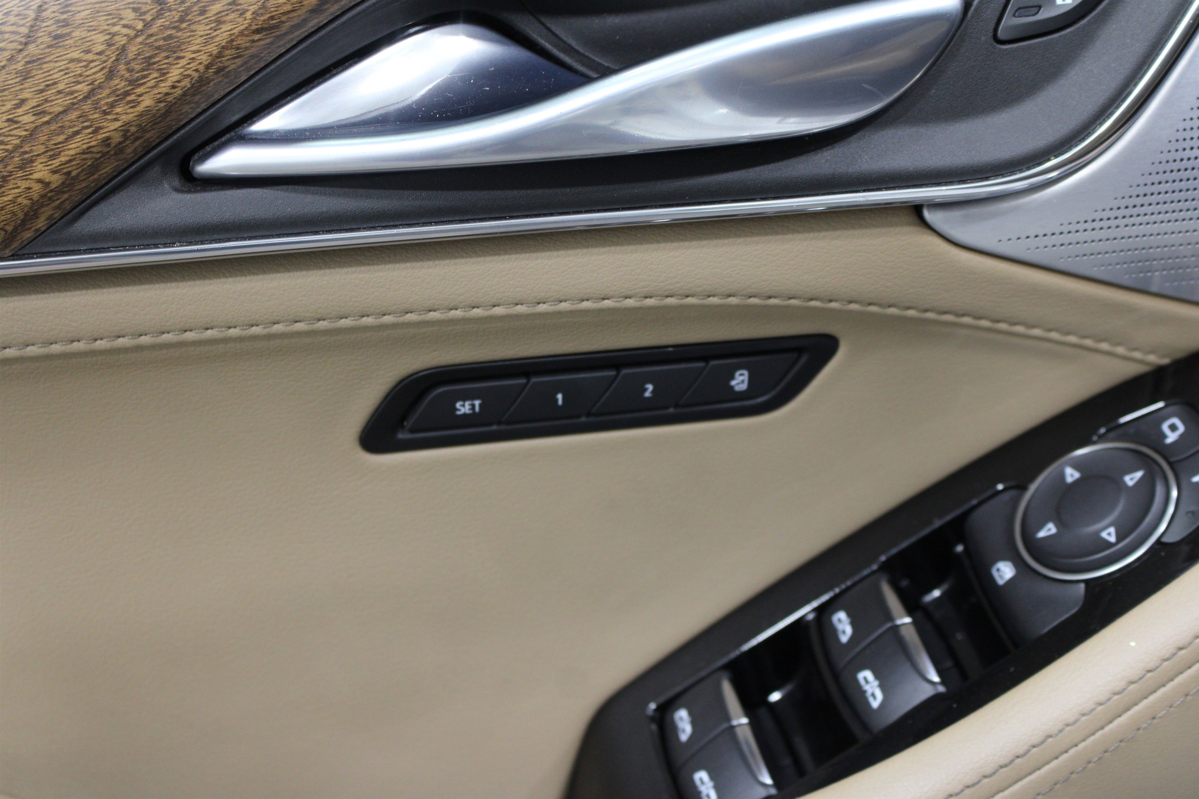 Used 2020 Cadillac CT5 Premium Luxury RWD image 9