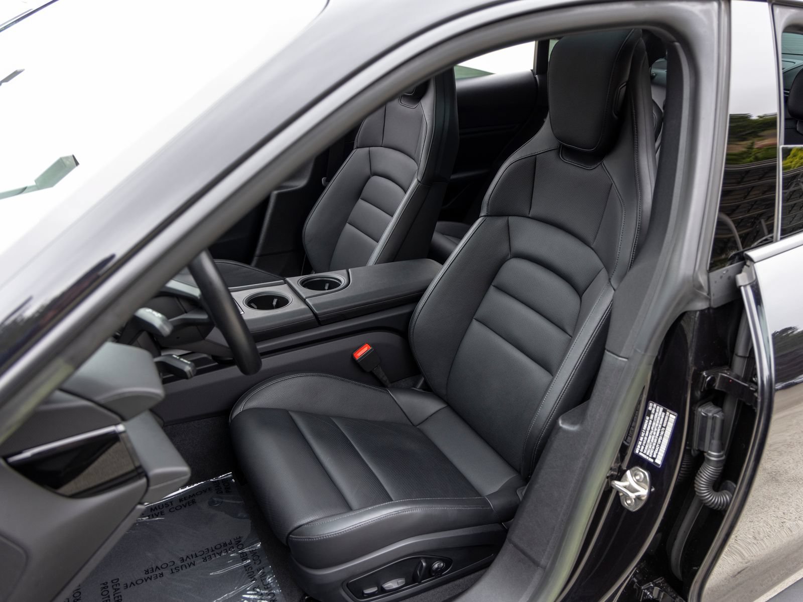 Certified 2023 Porsche Taycan w/ Premium Package RWD image 5