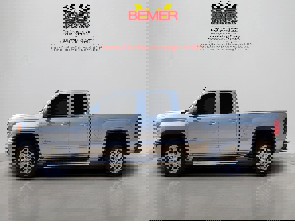 Used 2015 GMC Sierra 1500 SLE image 2