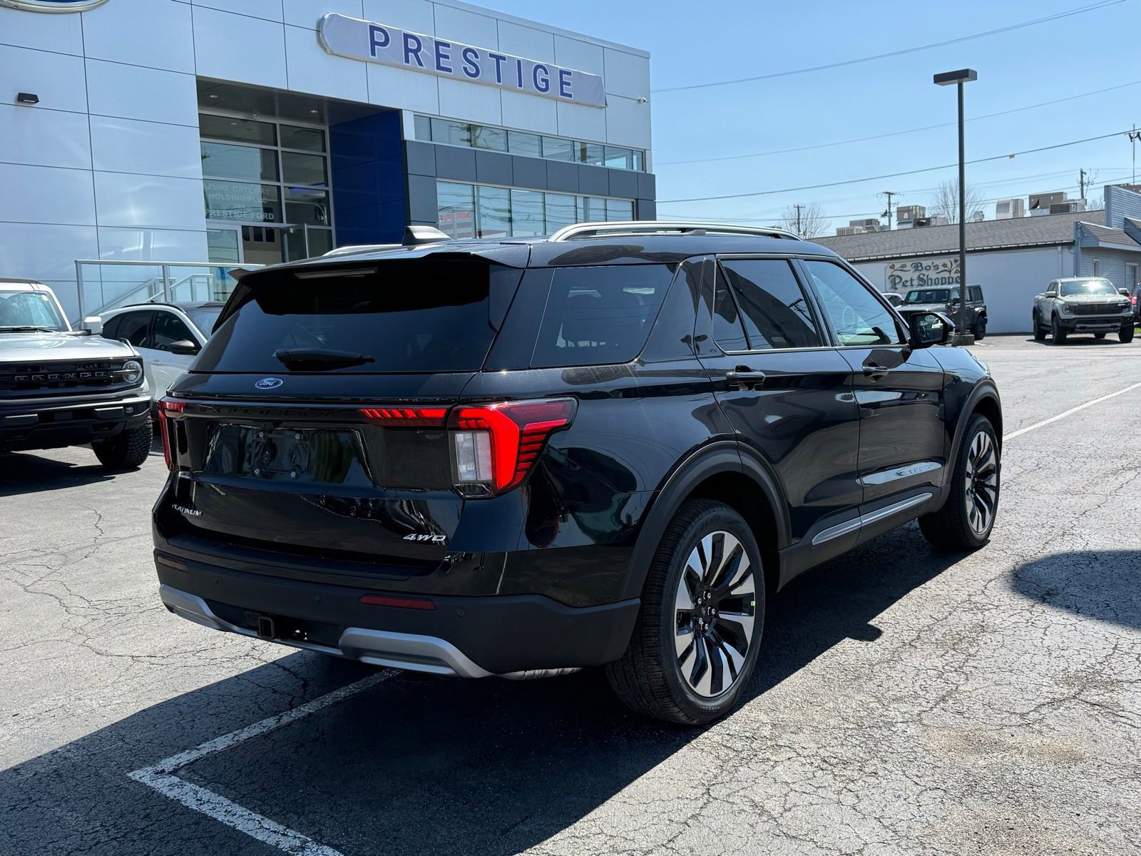 New 2026 Ford Explorer Platinum image 16