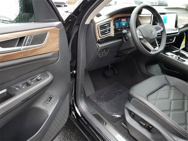 New 2026 Volkswagen Atlas SE image 6