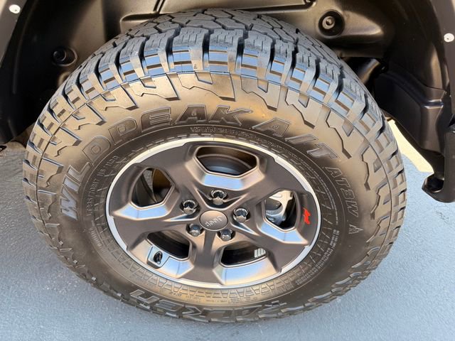 Used 2022 Jeep Wrangler Sport S image 25