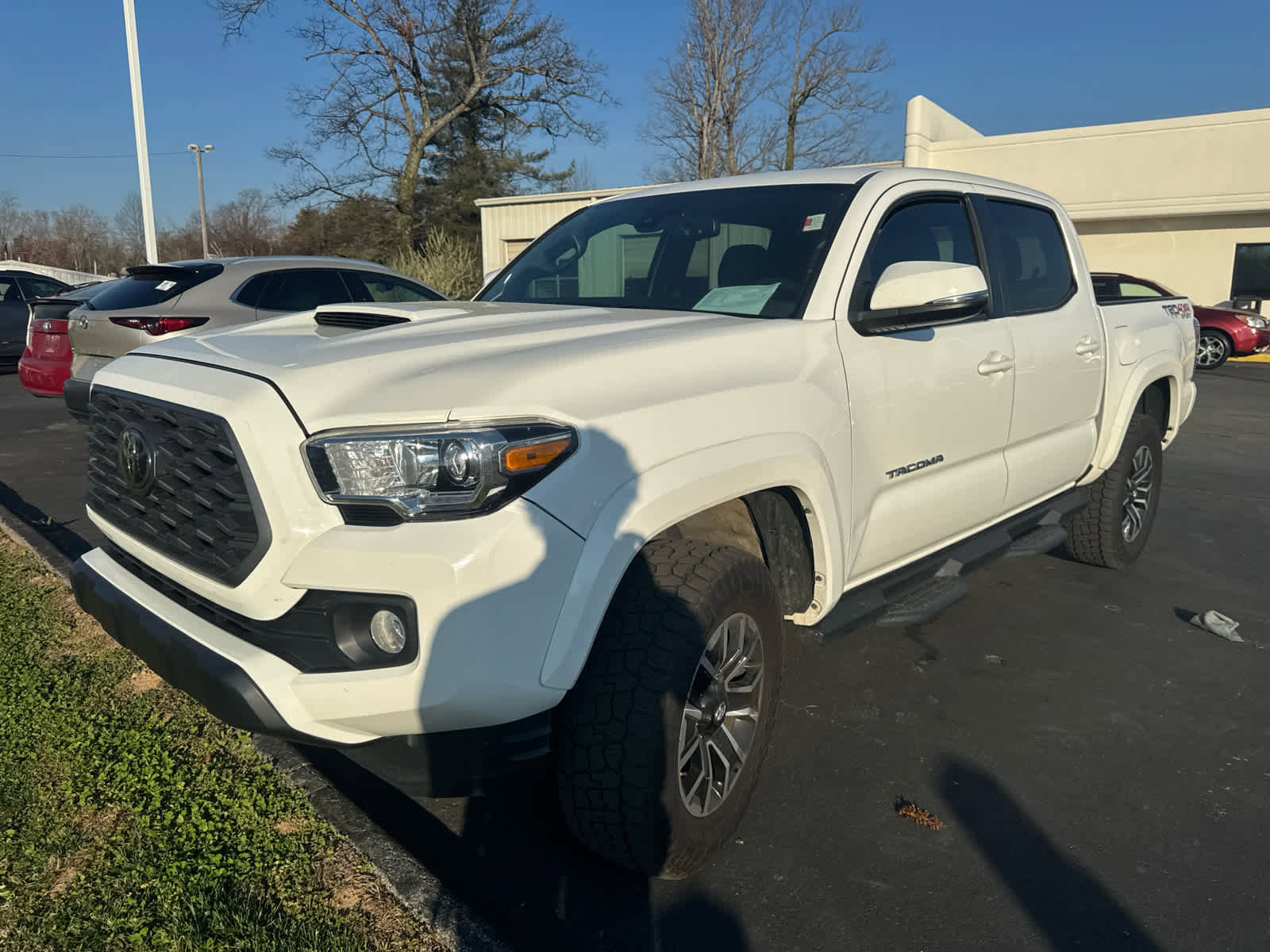 Used 2020 Toyota Tacoma TRD Sport image 1