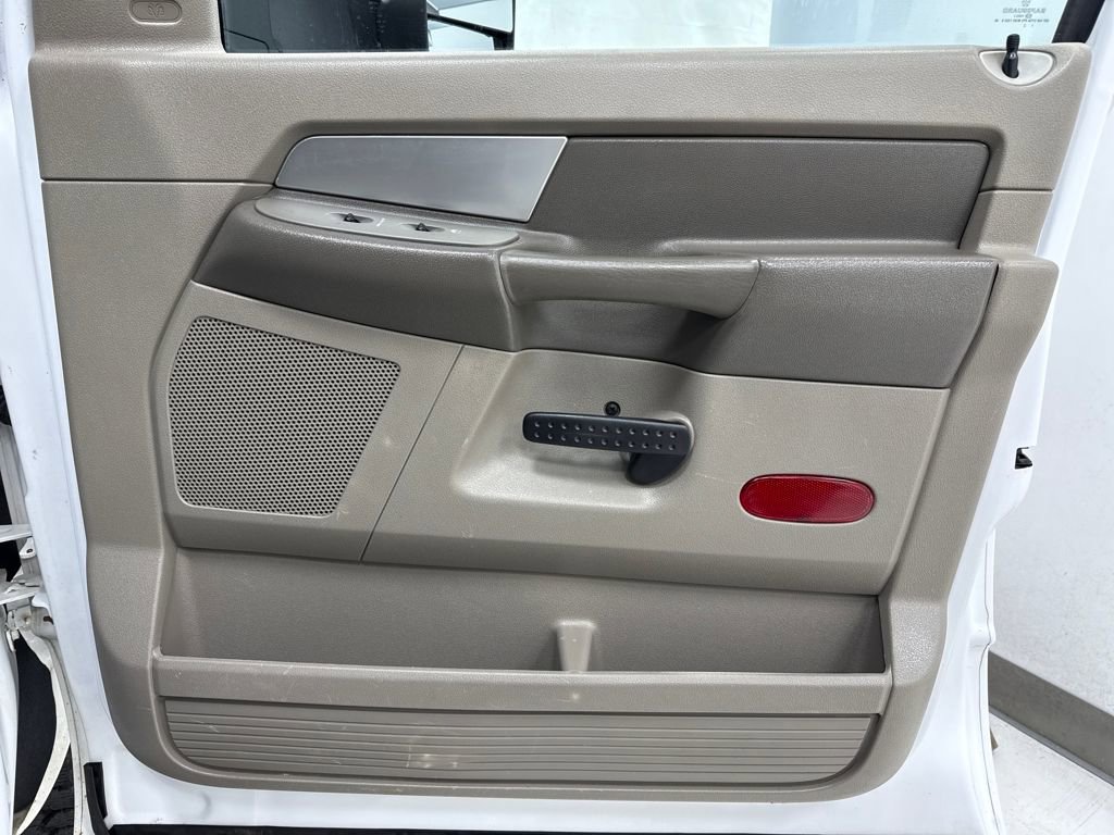 Used 2008 Dodge Ram 2500 Truck SXT w/ Protection Group image 8