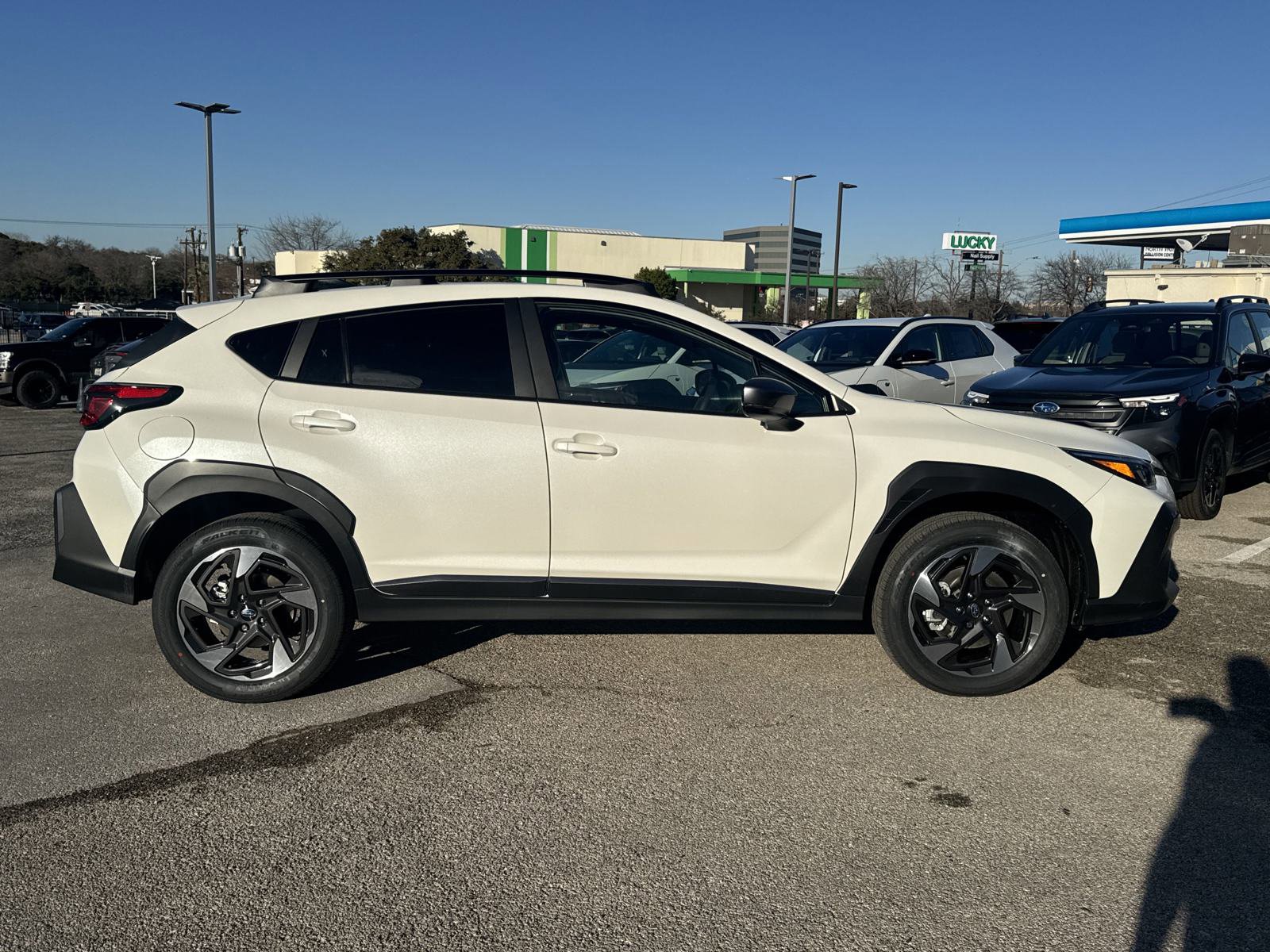 New 2025 Subaru Crosstrek 2.5i Limited w/ Popular Package #3A image 2